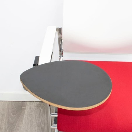 Silla confidente con pala o sin pala y asiento tapizado en rojo