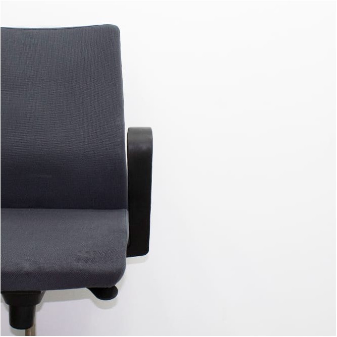 Conjunto silla operativa y 2 sillas confidentes en gris - Mercaoficina