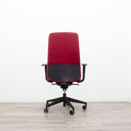 Silla operativa roja contacto permanente
