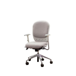 Silla operativa gris con brazos regulables