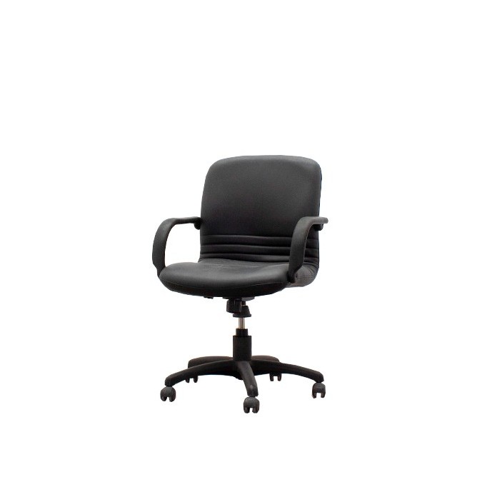 Silla operativa giratoria en napel negro con brazos fijos