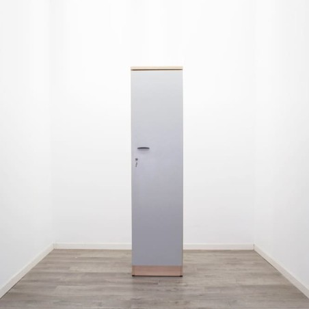 Armario alto estrecho todo puertas en gris y haya de 48cm