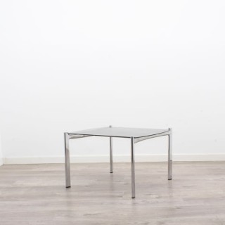Mesa de rincón cromada y cristal ahumado 2