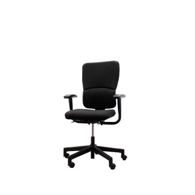 Silla operativa steelcase modelo Let's B sincro con brazos regulables altura