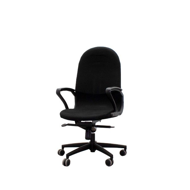 Silla operativa basculante tapizada en negro
