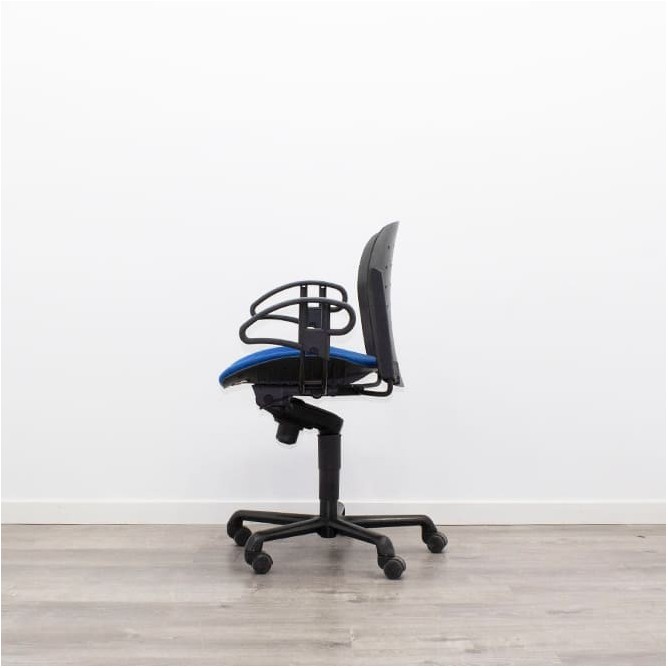 Silla operativa giratoria respaldo polipropileno y asiento azul
