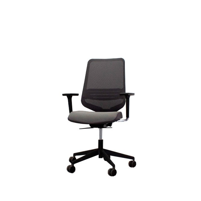 Silla operativa gris con respaldo de malla y apoyo lumbar DOT.PRO