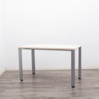Mesa auxiliar estructura gris y tapa blanca de 120cm 2