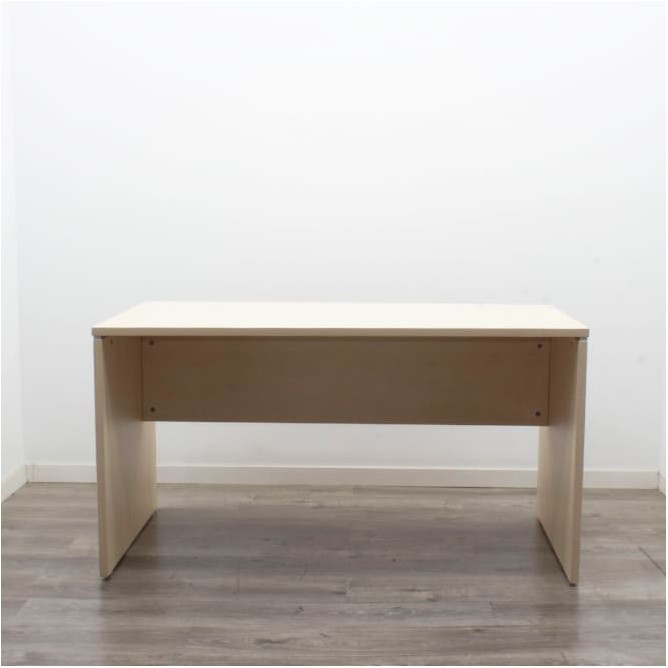Mesa operativa maple con pata panel de 180cm