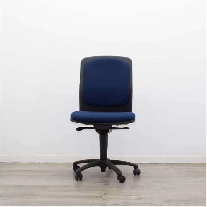 Silla operativa sin brazos tapizado azul oscuro