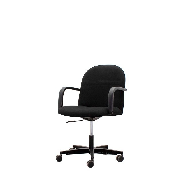 Silla giratoria tapizada negra respaldo medio