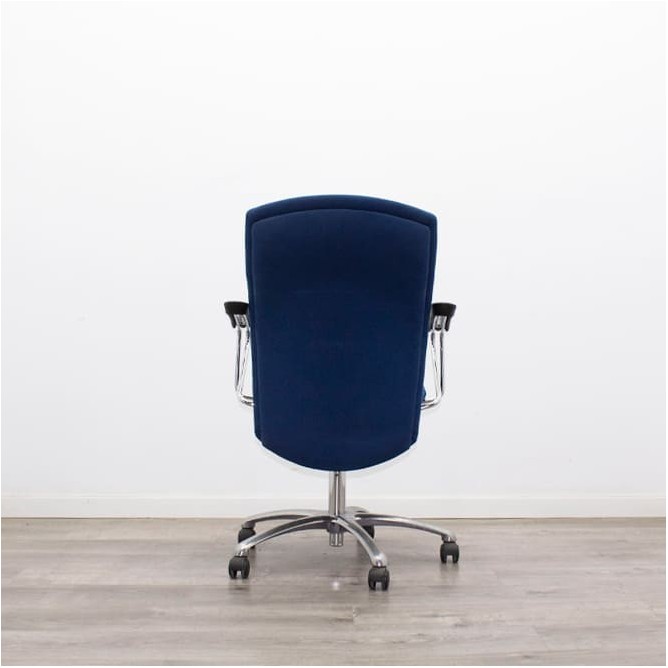 Silla operativa tapizada azul con respaldo regulable - Mercaoficina