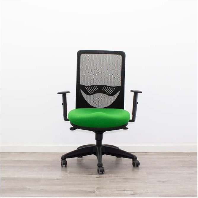 Silla operativa tapizada verde con tensor lumbar