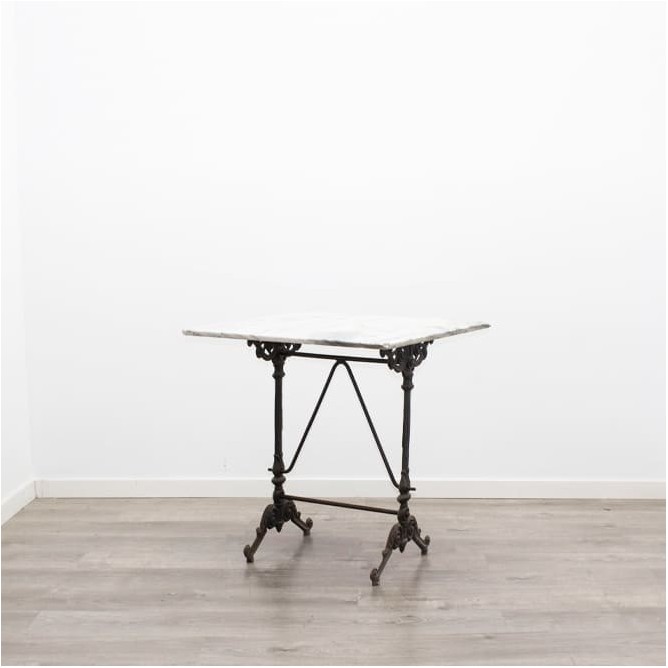 Mesa auxiliar de hierro y mármol de 70cm