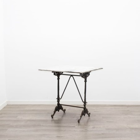 Mesa auxiliar de hierro y mármol de 70cm