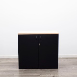 Armario bajo metálico negro y tapa maple de 80cm 2
