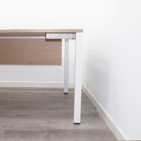 Mesa dirección con ala en blanco y roble de 200cm