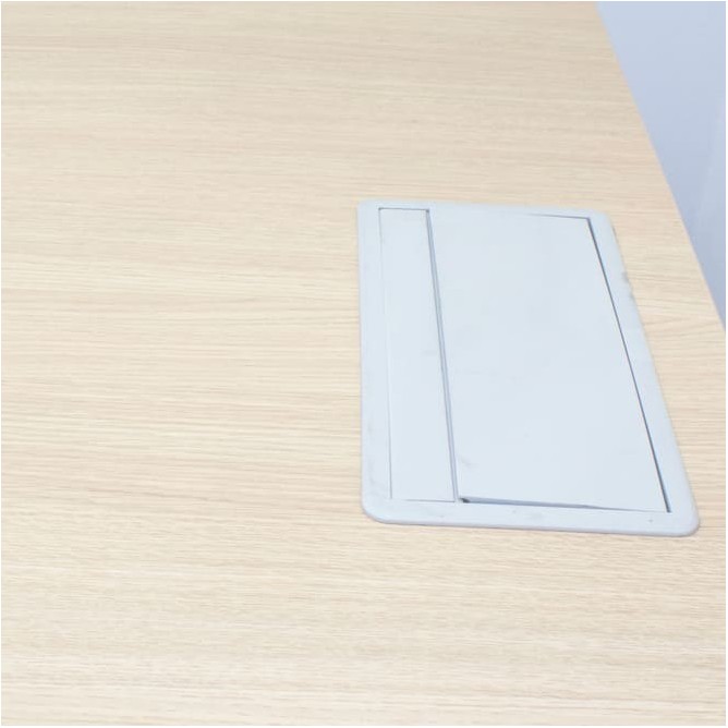 Mesa dirección con ala en blanco y roble de 200cm