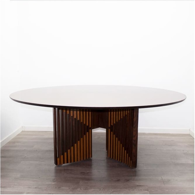 Mesa de juntas en nogal plumeada de 190cm
