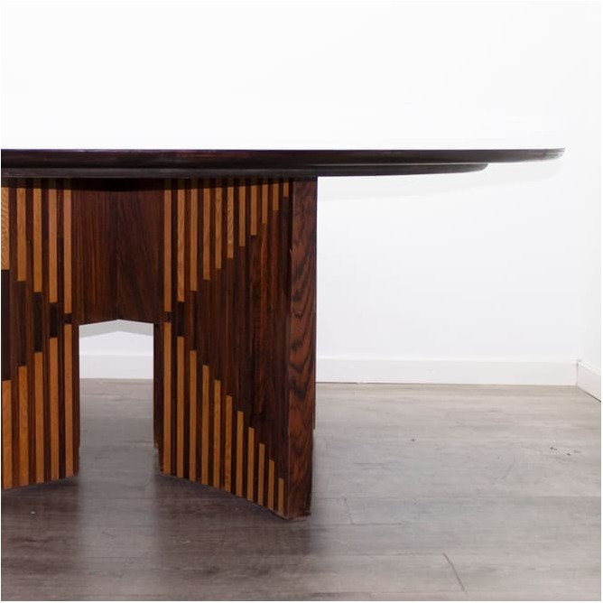Mesa de juntas en nogal plumeada de 190cm