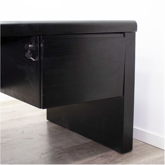 Mesa dirección negra con pata panel de 216cm