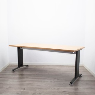 copy of Mesa operativa peral con pata en T invertida de 180cm 2