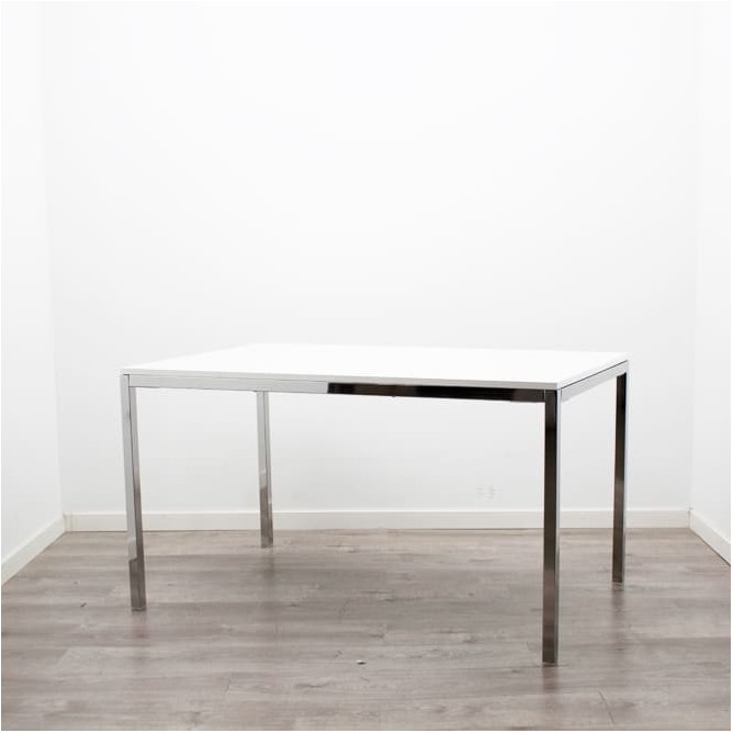copy of Mesa operativa blanca con patas aluminizadas 180cm