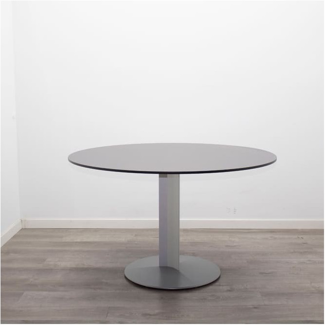 Mesa reunión redonda fenólica wengué y  pata peana gris de 120cm