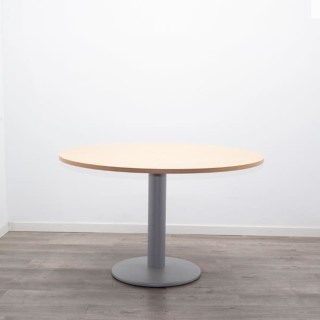 Mesa reunión redonda en nogal y  pata peana gris de 120cm 2