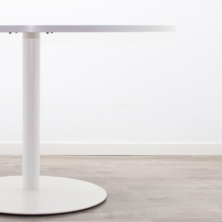Mesa de reunión redonda melamina blanca y pata peana de 120