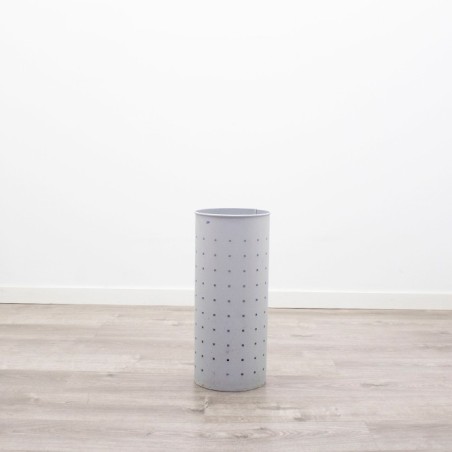 Papelera metálica gris