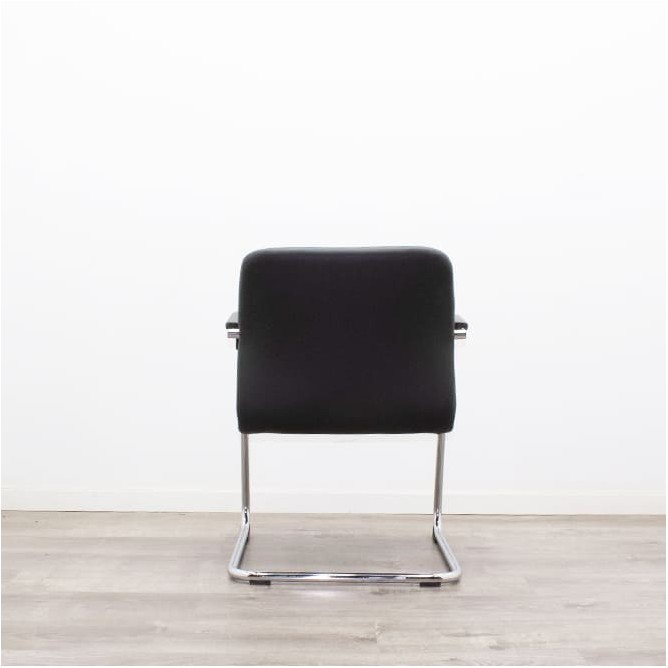 Silla confidente napel negro y estructura cromada