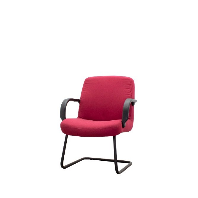 Silla confidente en tela gris claro con base patín negra - Mercaoficina