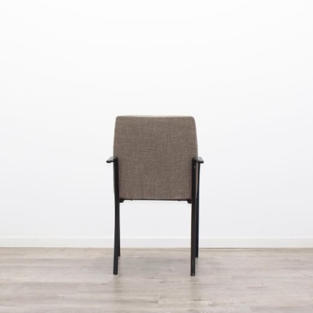 Silla confidente en tela gris claro con base patín negra - Mercaoficina