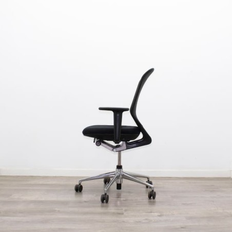 Silla operativa respaldo malla y asiento tapizado negro