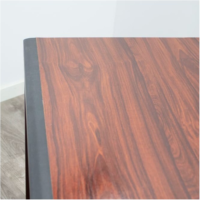 Mesa auxiliar con faldón de 80cm (varios colores)