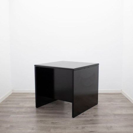 Mesa auxiliar con faldón de 80cm (varios colores)