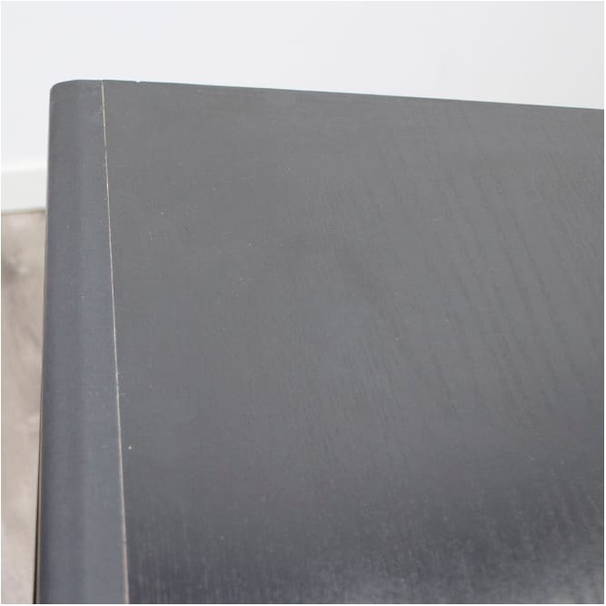 Mesa auxiliar con faldón de 80cm (varios colores)