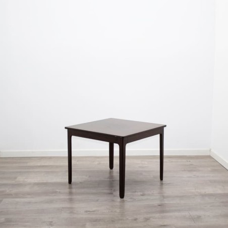 Mesa de rincón clásica con 4 patas en nogal
