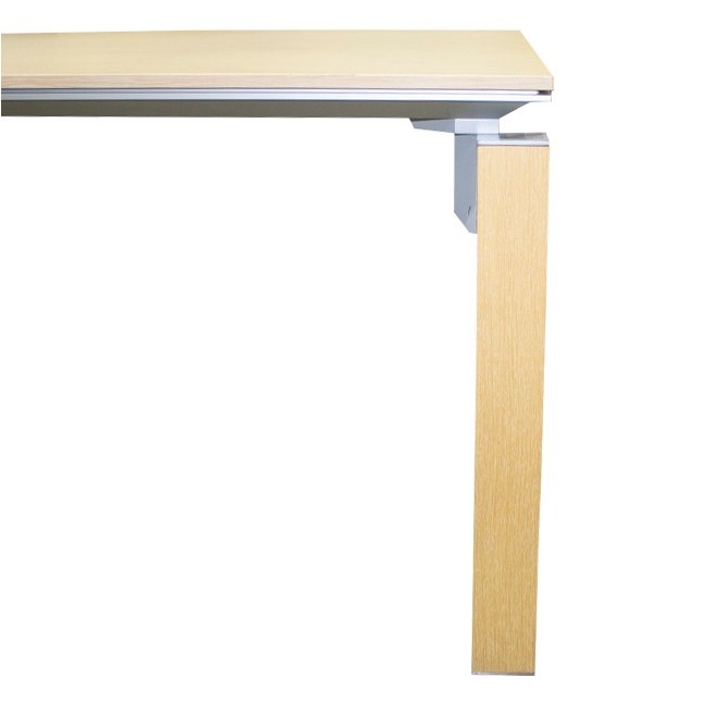 Mesa de dirección con buck pedestal - Mercaoficina