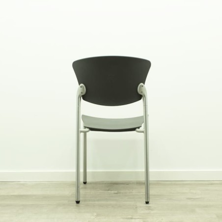 silla colectiva polipropileno gris antracita sin brazos 4 patas