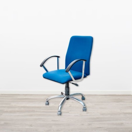 Silla operativa con sistema sincro y brazos