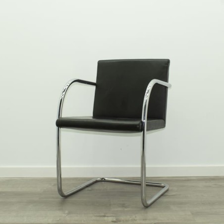Silla confidente napel negro base patín cromado