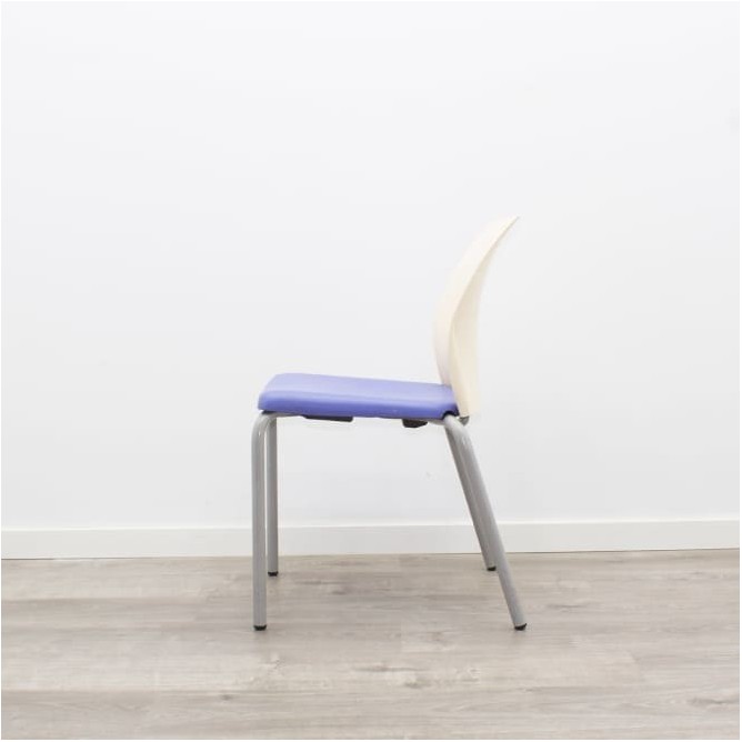 Silla colectividad Steelcase asiento morado respaldo blanco sin brazos