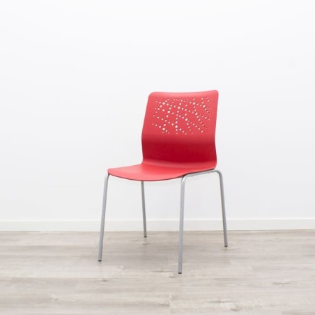 Silla colectividad ACTIU polipropileno rojo sin brazos