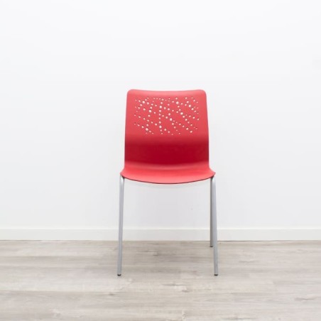 Silla colectividad ACTIU polipropileno rojo sin brazos