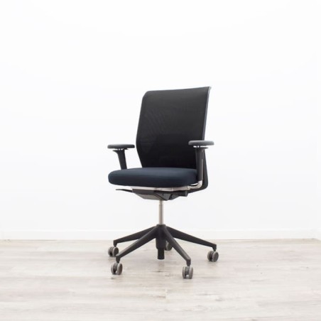 Silla operativa VITRA negra sincro