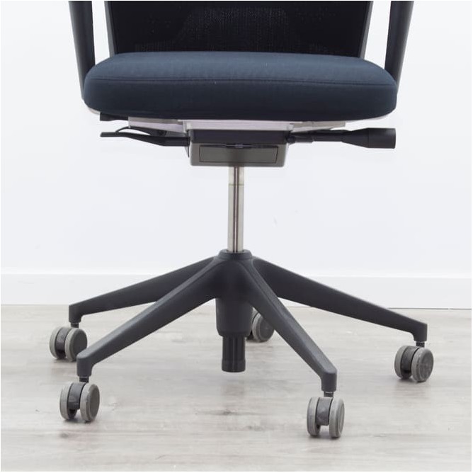 Silla operativa VITRA negra sincro