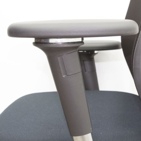 Silla operativa VITRA negra sincro
