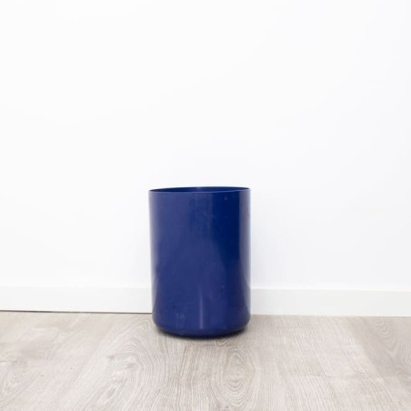 Papelera redonda azul de plástico